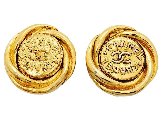 Brincos de pressão Chanel banhados a ouro Dourado