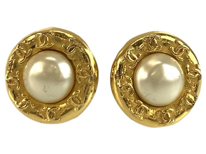 CHANEL Vintage Coco Mark vergoldete Kunstperlen-Ohrringe Golden