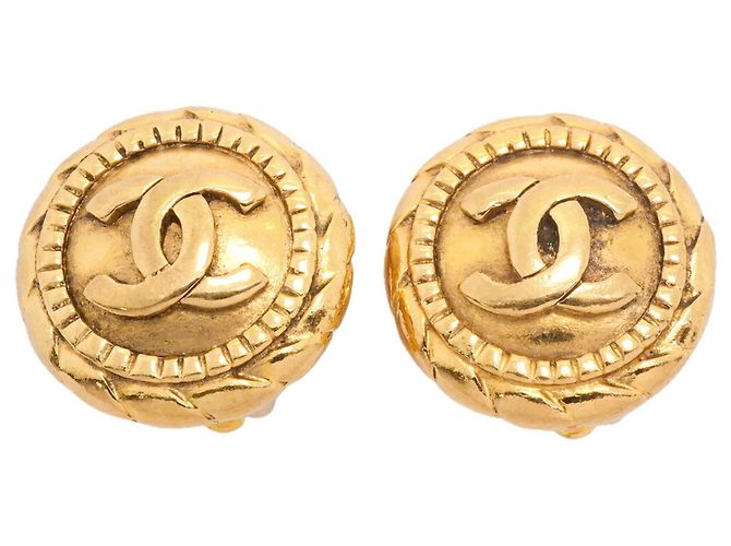 Boucles d'oreilles clips Chanel plaquées or Doré
