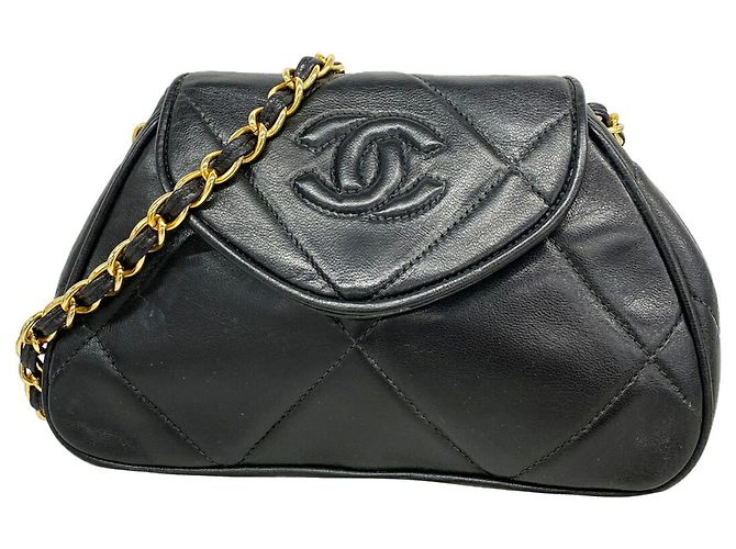 Borsa a tracolla Chanel in pelle d'agnello nera Nero