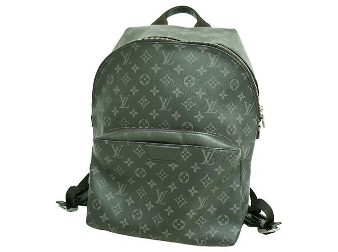 Mochila Louis Vuitton Monogram Eclipse Apollo Preto