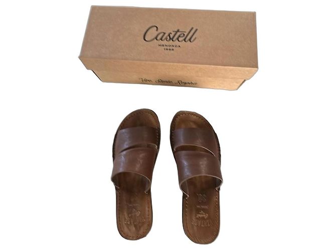 Autre Marque Castell Leder-Sandalen in Braun