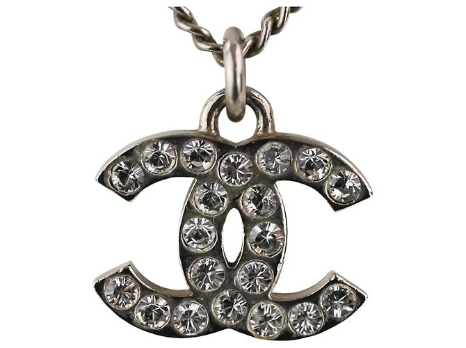 Collana CHANEL F13V con strass e logo Coco Mark Argento