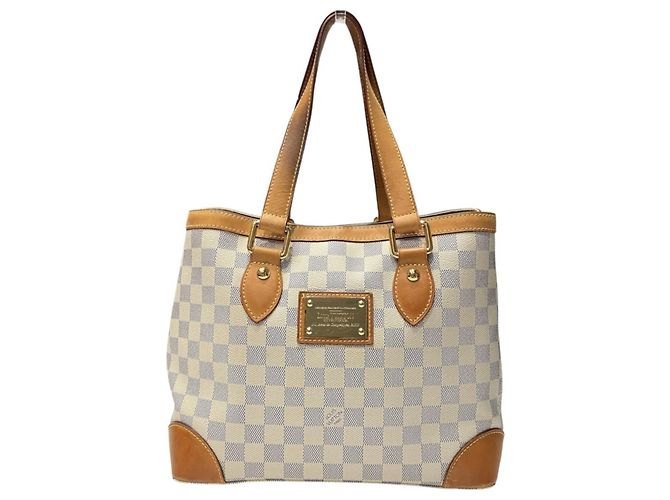 Bolsa de Ombro Louis Vuitton Hampstead PM Branco