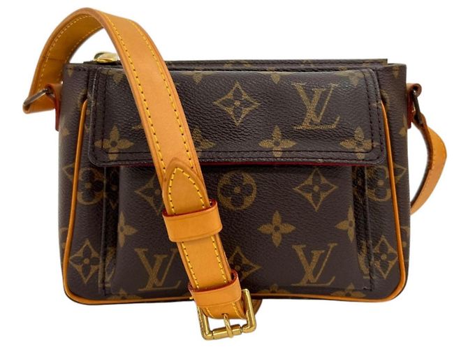 Bolsa de Ombro Louis Vuitton Viva-Cite PM Marrom