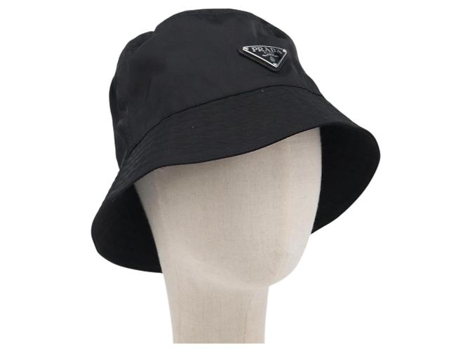 Cappello Bucket PRADA Nylon L Nero Auth hk4232V