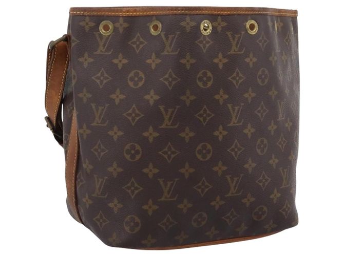 LOUIS VUITTON Monogram Petit Noe Shoulder Bag M42226 LV Auth 206692 Monogramme