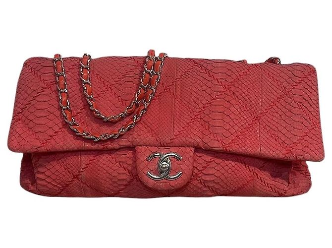 Bolso Chanel python rojo Roja