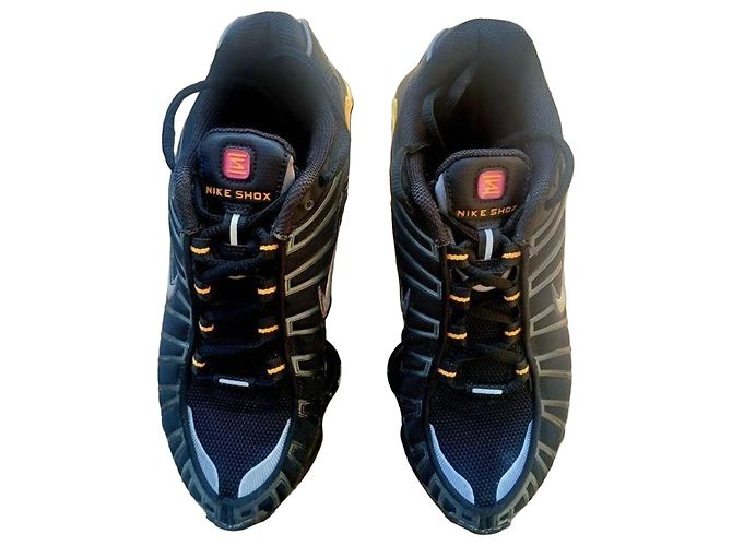 Sneakers Nike Shox TL Nero e Arancione Argento
