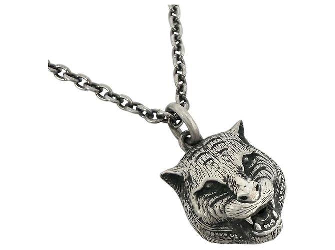 GUCCI Cat Head Necklace in Silver Silvery
