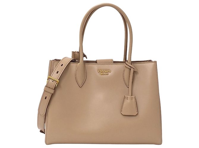 Tote Sac à épaule et cabas Prada en cuir rose beige