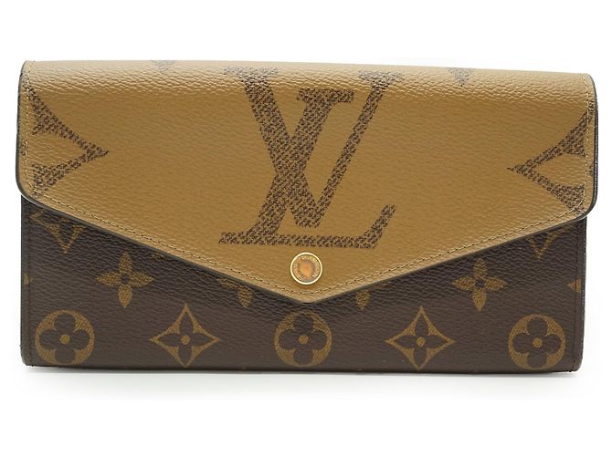 Louis Vuitton Monogram Giant Reverse Portefeuille Sarah Marron