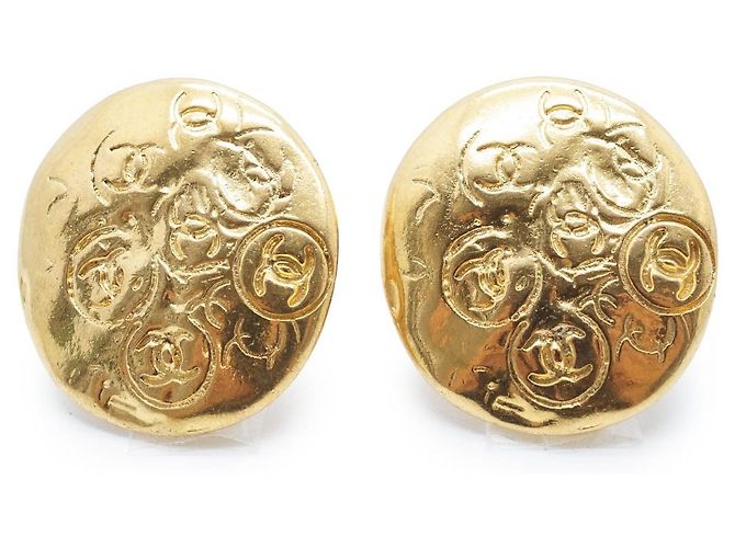 Chanel Orecchini a clip CC multipli goffrati GP D'oro