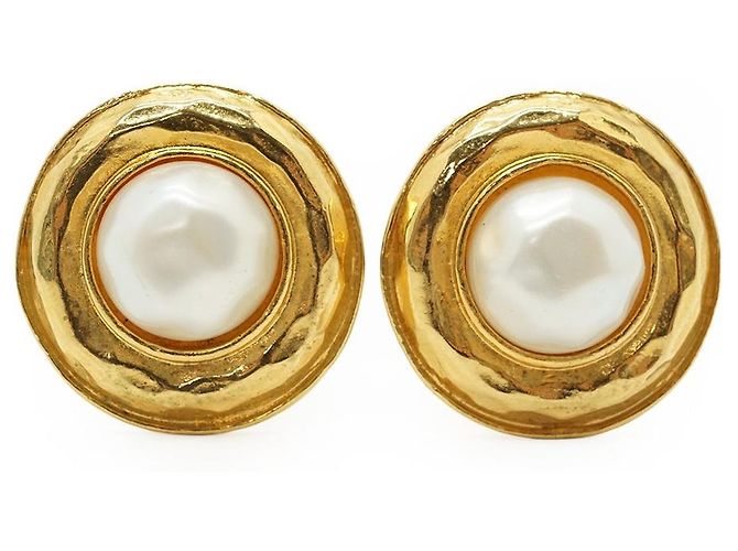 Chanel Clip-On-Ohrringe rund mit Kunstperlen GP Weiß Golden