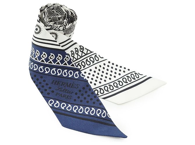 Hermès Eperon d'Or Silk Twilly 86 Noir Blanc Bleu Marine