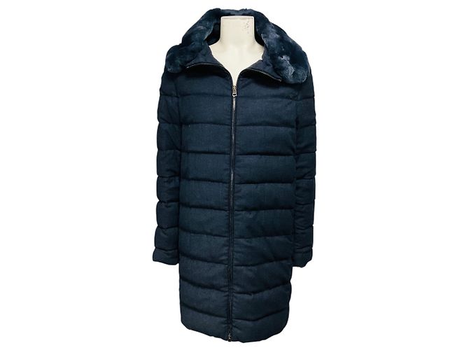 Autre Marque Casaco Puffer Amina Rubinacci azul matelassado em lã com fecho frontal e gola de pele