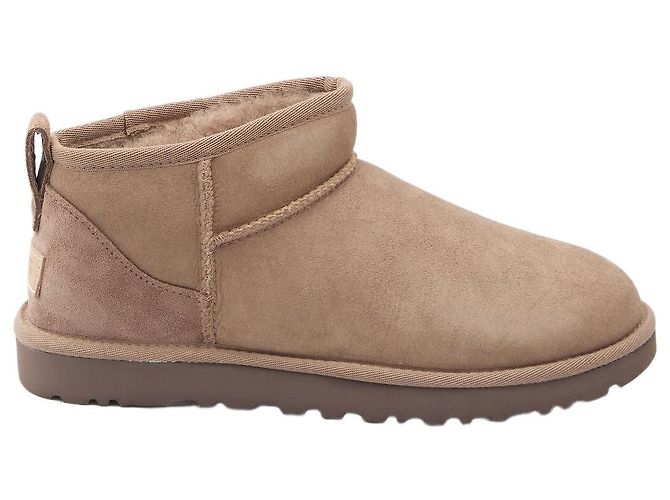 Classic Ultra Mini Ugg Beige