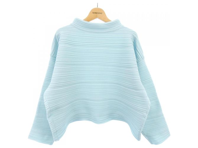 Autre Marque Pleats Please Strickwaren Blau