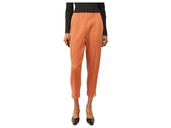 Pleats Please Plissierte Hose in Burnt Orange mit Fransensaum - size S