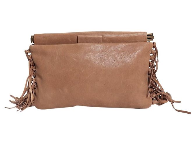 Miu Miu Clutch de couro castanho com borla Marrom