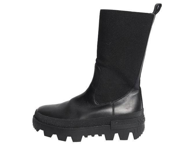 Moncler Black ridge-sole panelled boots - size EU 40.5