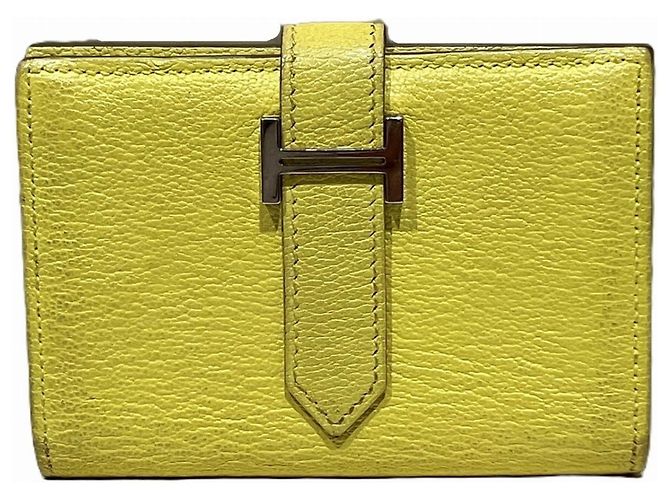 Hermès Hermes Bearn Chevre Mysore Card Case Yellow