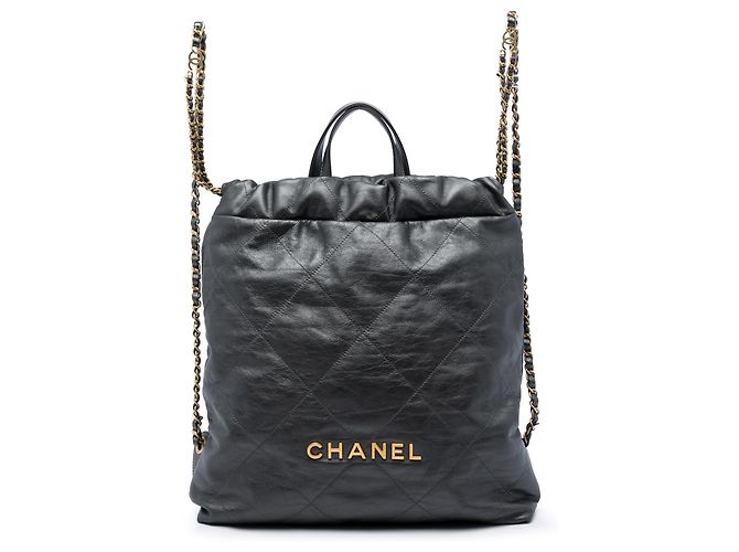 Chanel 22 Rucksack aus glänzendem gestepptem Kalbsleder schwarz Large