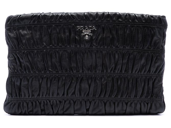 Clutch Prada de Nappa Gaufre negro