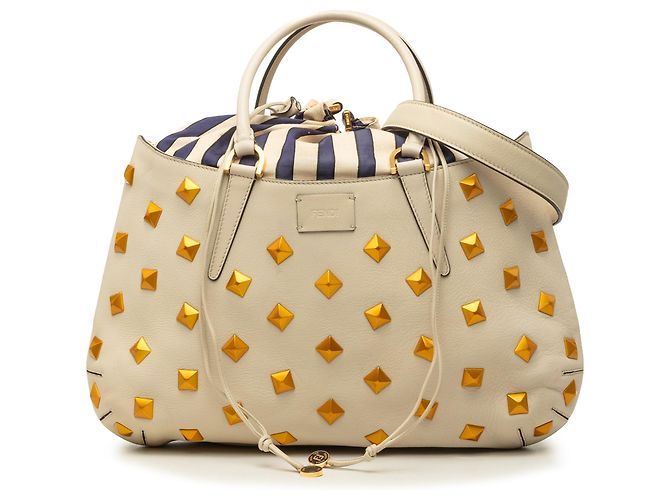 Bolsa Satchel Fendi B Fab Medium em couro de bezerro com tachas branca Branco Cru