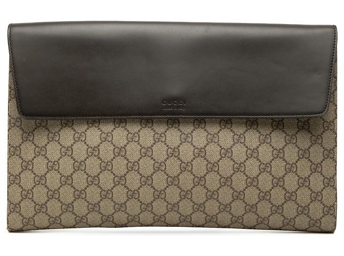 Gucci Beige GG Supreme Envelope Clutch