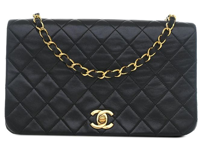Chanel Black CC Quilted Lambskin Turnlock Full Single Flap Noir