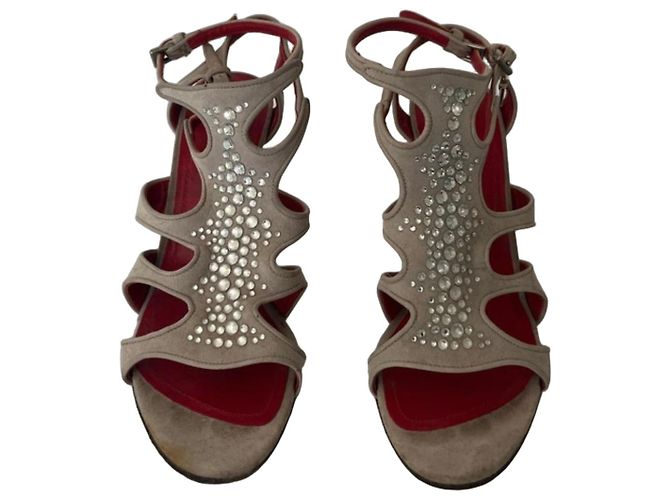 Cesare Paciotti Strass-Sandaletten mit Absatz Rot Beige