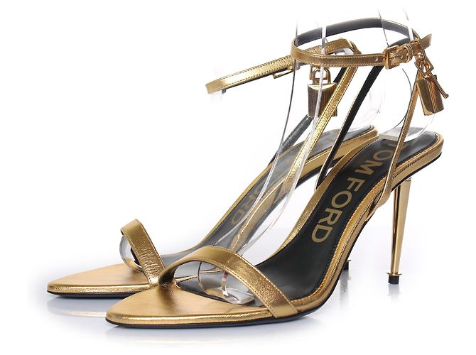 Tom Ford, sandali in pelle dorata con lucchetto D'oro