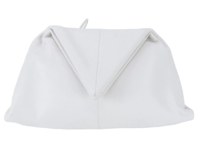 Bottega Veneta Triangle Leder-Clutch Weiß
