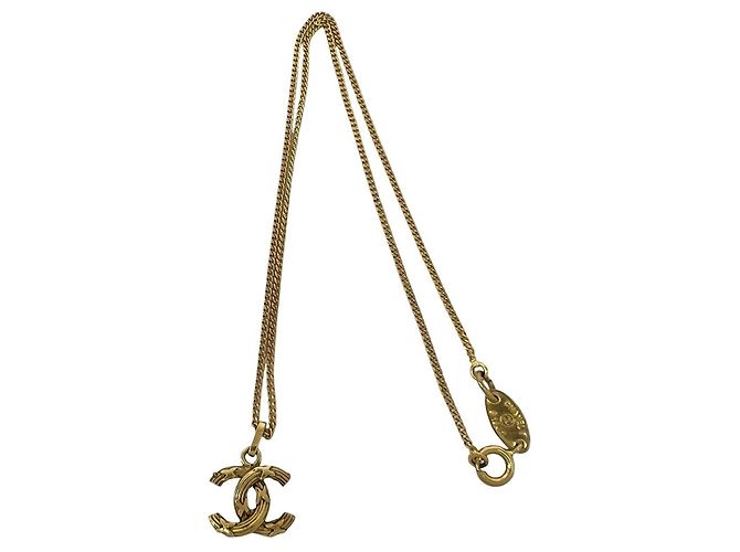 Collana CHANEL Vintage Motif Coco Mark D'oro