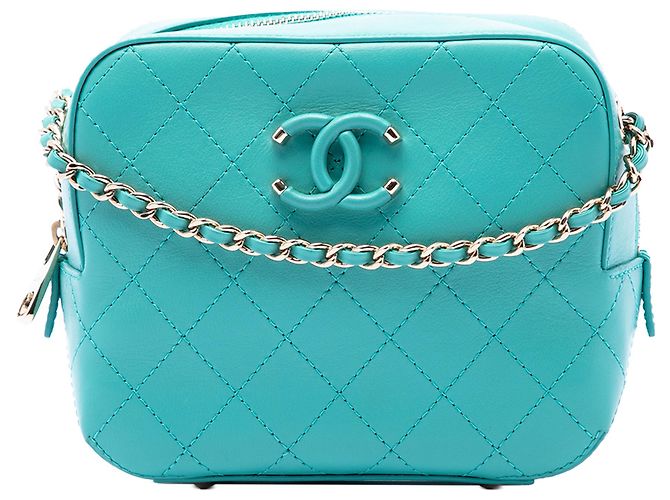 Bolsa Camera Chanel em couro de bezerro esmaltado azul com costura CC Turquesa