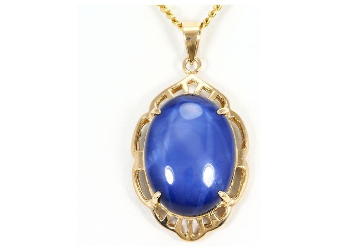 Autre Marque Halskette aus Gelbgold mit synthetischem Sternsaphir Golden