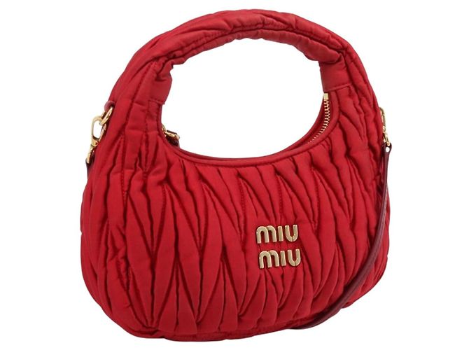 Sac à main Miu Miu Matelassé Satin 2way Rouge Or Auth 207610M Doré