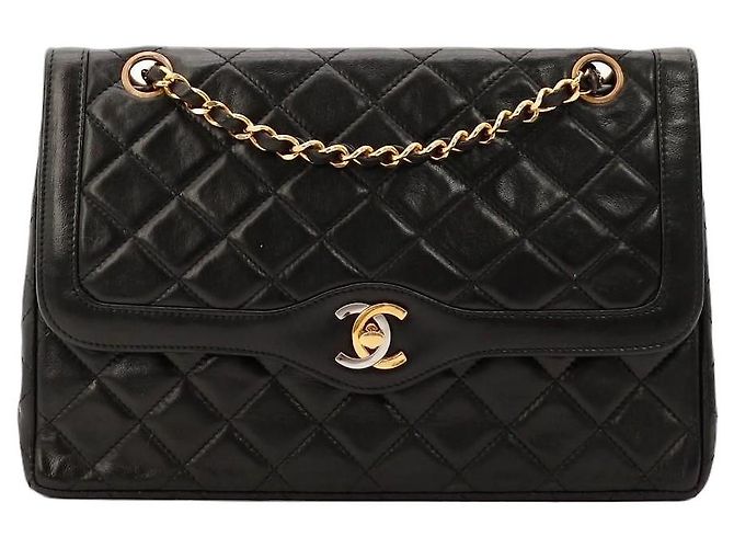 Bolsa Chanel Classic Flap Medium Preto