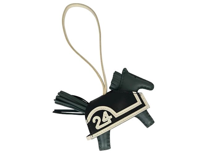 Hermès Hermes Rodeo PM Charm Schwarz Hellgrün