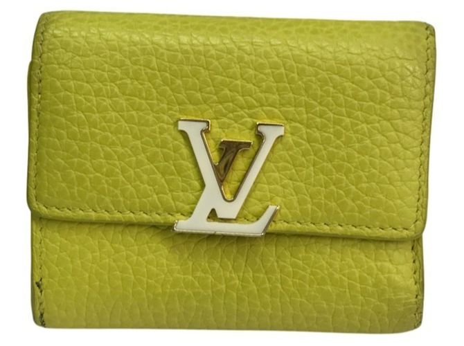 Louis Vuitton Portefeuille Capucines Wallet Yellow