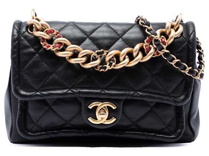 Chanel Black Small Quilted Lambskin Chain Link Flap