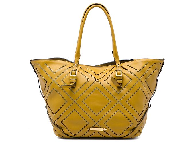 Burberry Salisbury Tote aus perforiertem Leder, Gelb Medium