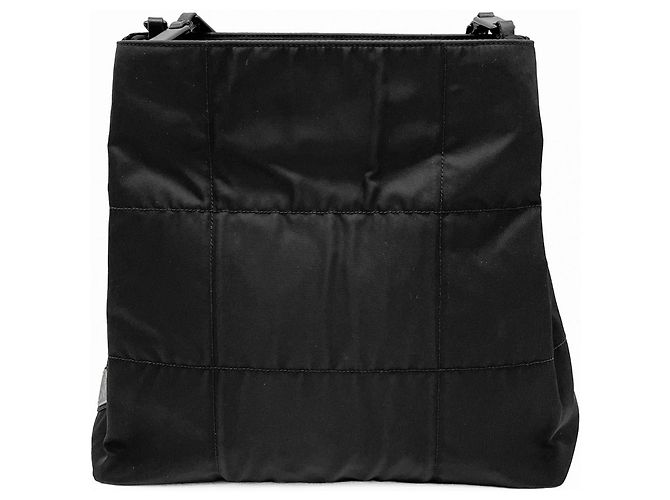 Borsa a tracolla Prada con logo triangolare e catena Nero
