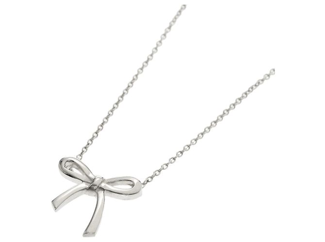 Autre Marque Tiffany & Co. Bow Ribbon Halskette in Silver