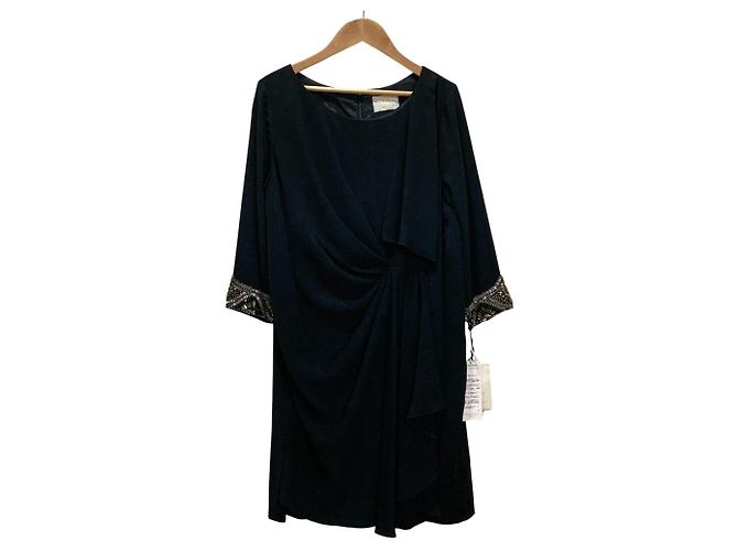 Autre Marque Grace Class Tuck Drape Dress Kleid Schwarz