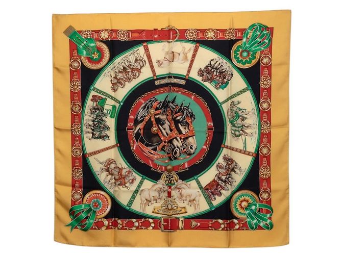 Hermès Pañuelo Hermes Carre 90 Draft Horse Multicolor Amarillo