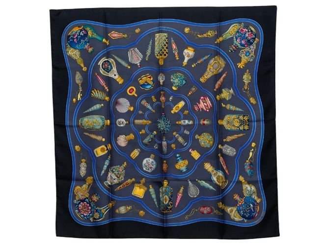 Hermès Lenço Hermes Carre 90 Quimporte le flacon Preto Multicor