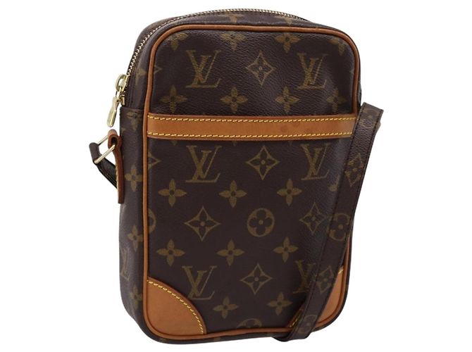 LOUIS VUITTON Bolsa de Ombro Monogram Danube M45266 LV Auth 207468A Monograma