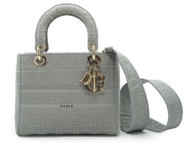 Lady Dior Medium Cannage D-Lite Gris